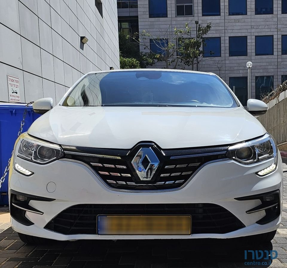 2023' Renault Megane photo #1