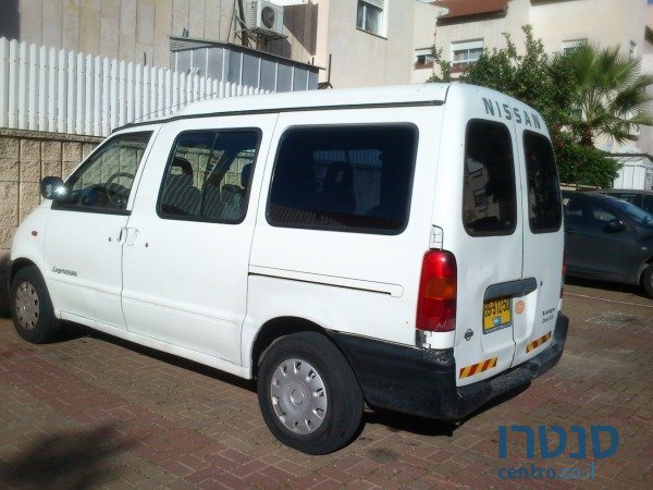 2003' Nissan Largo photo #1