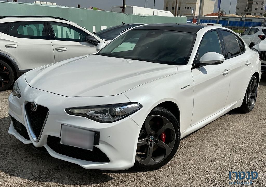 2017' Alfa Romeo Giulia אלפא רומיאו ג'וליה photo #1