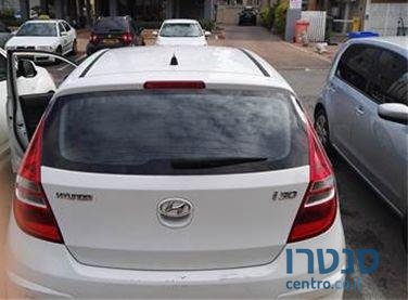 2009' Hyundai I30 יונדאי photo #3