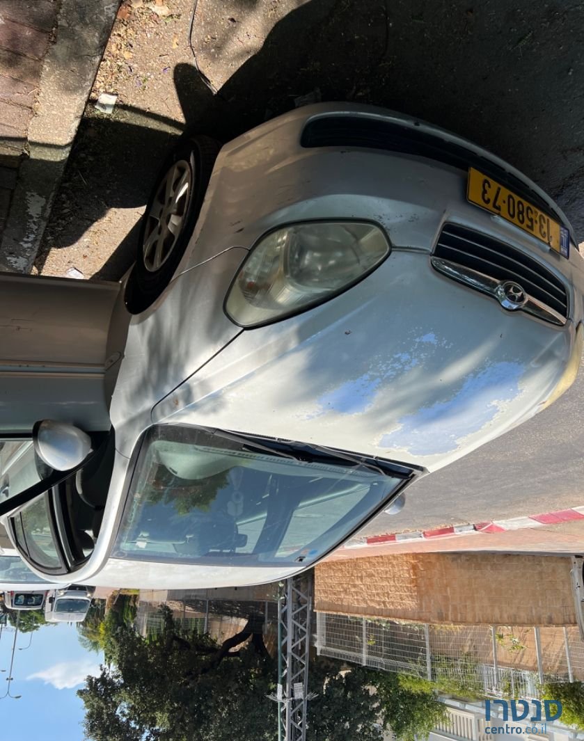 2010' Hyundai Accent יונדאי אקסנט photo #4