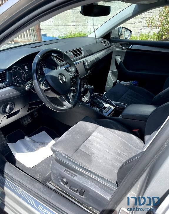 2018' Skoda Superb סקודה סופרב photo #5