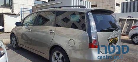 2008' Mitsubishi Grandis מיצובישי גרנדיס photo #2