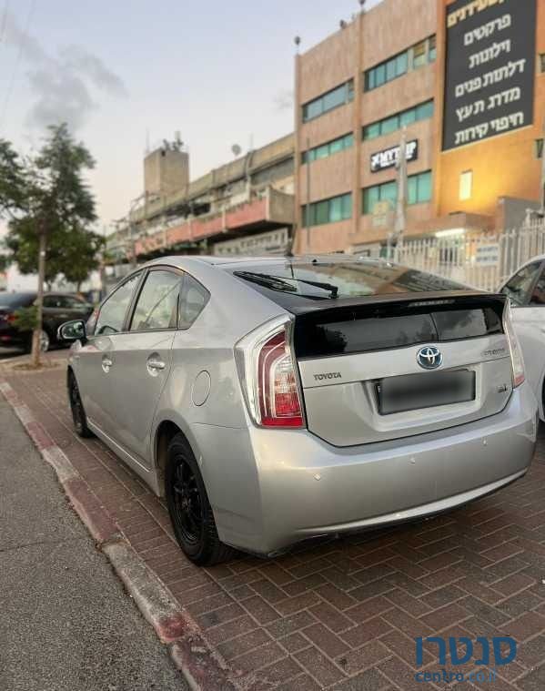 2015' Toyota Prius טויוטה פריוס photo #4