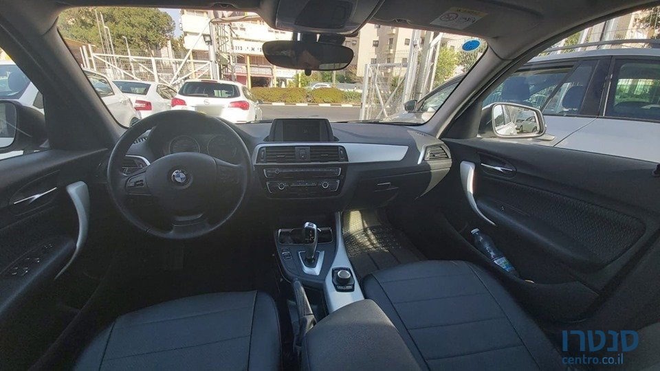 2018' BMW 118 photo #3
