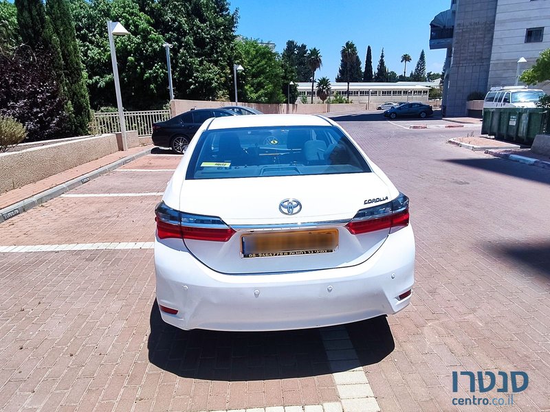 2017' Toyota Corolla טויוטה קורולה photo #4