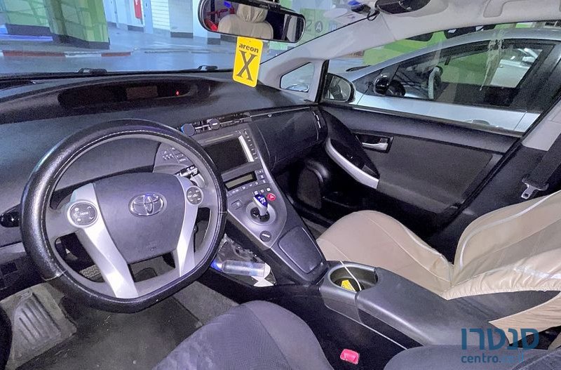 2014' Toyota Prius טויוטה פריוס photo #4
