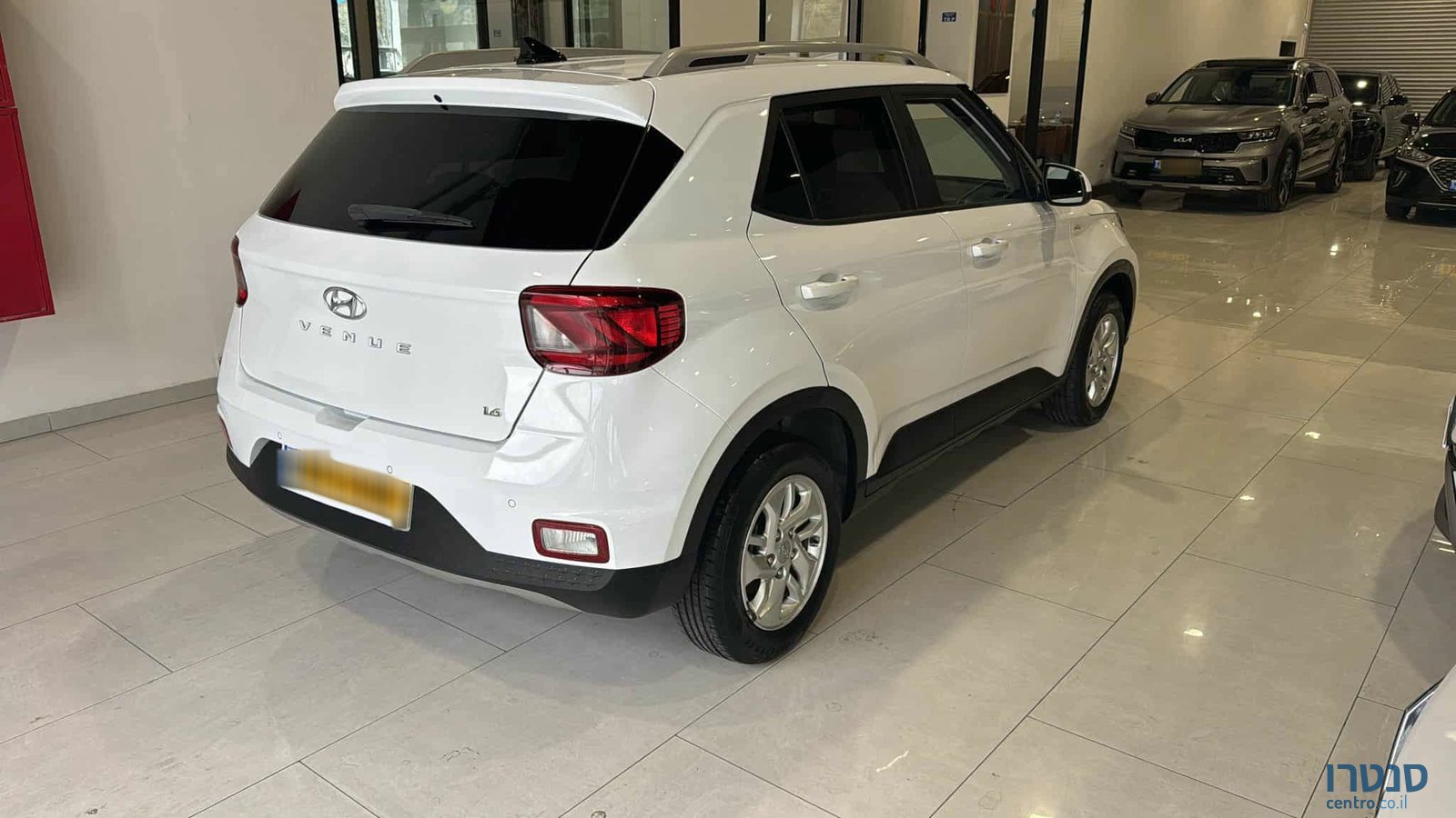 2022' Hyundai Venue photo #3