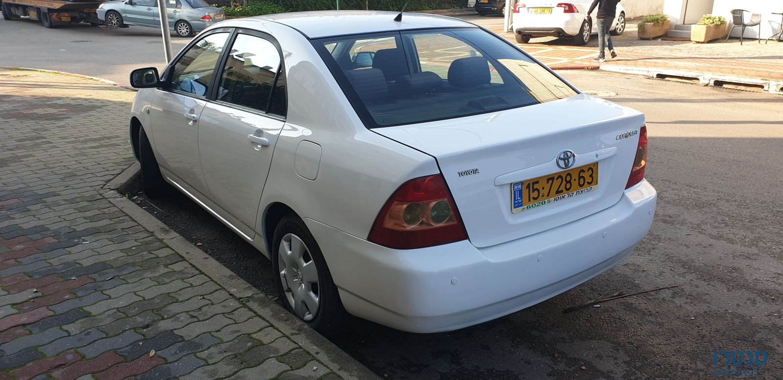 2007' Toyota Corolla photo #3