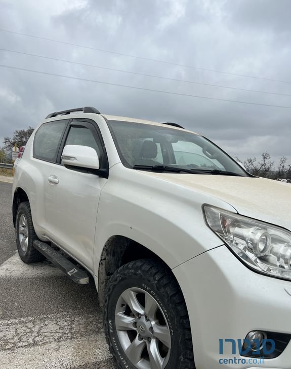 2010' Toyota Land Cruiser טויוטה לנד קרוזר photo #2