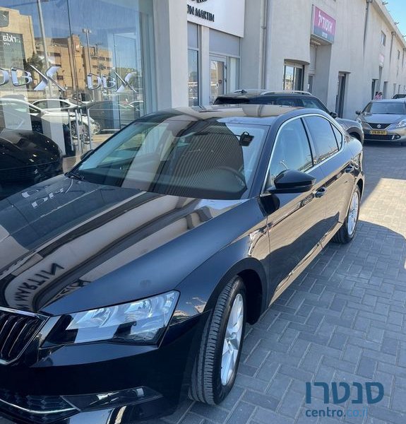 2019' Skoda Superb סקודה סופרב photo #3