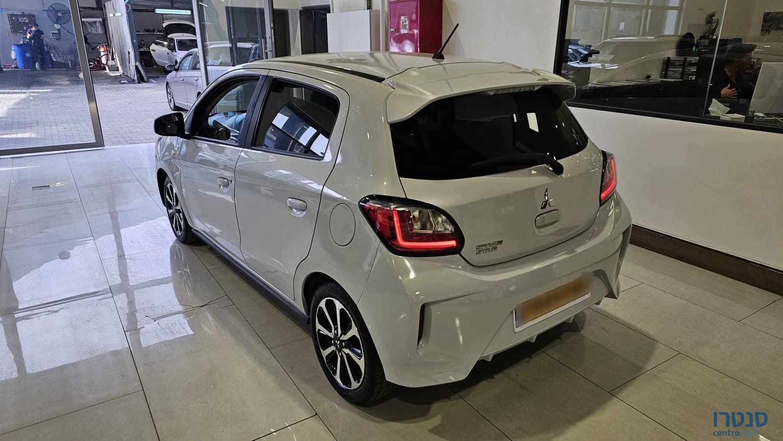 2022' Mitsubishi Space Star photo #4