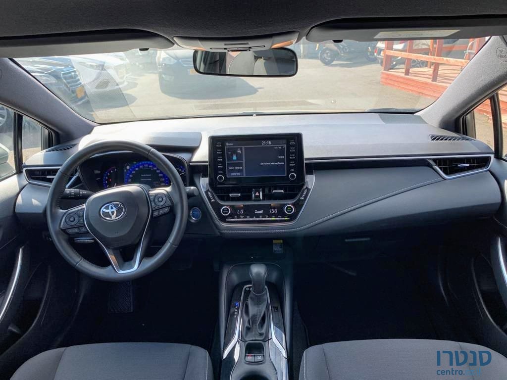 2019' Toyota Corolla photo #4