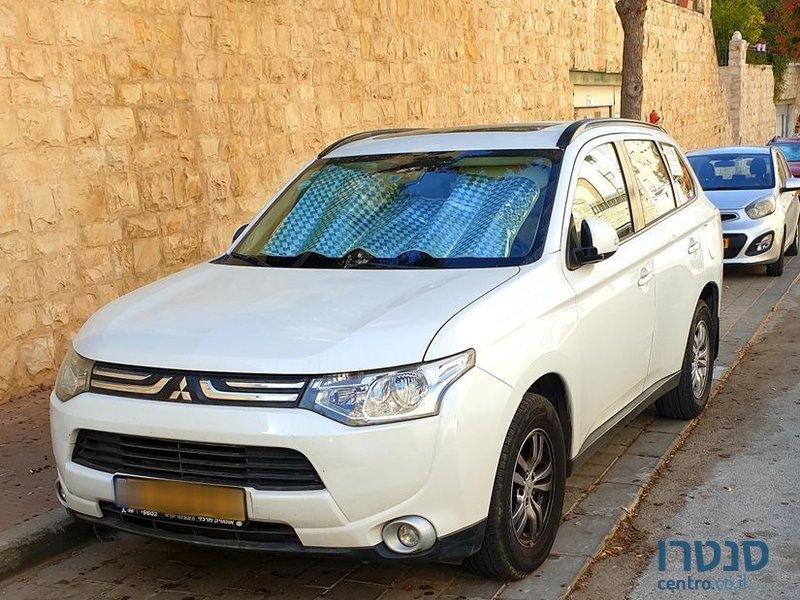 2013' Mitsubishi Outlander מיצובישי אאוטלנדר photo #2