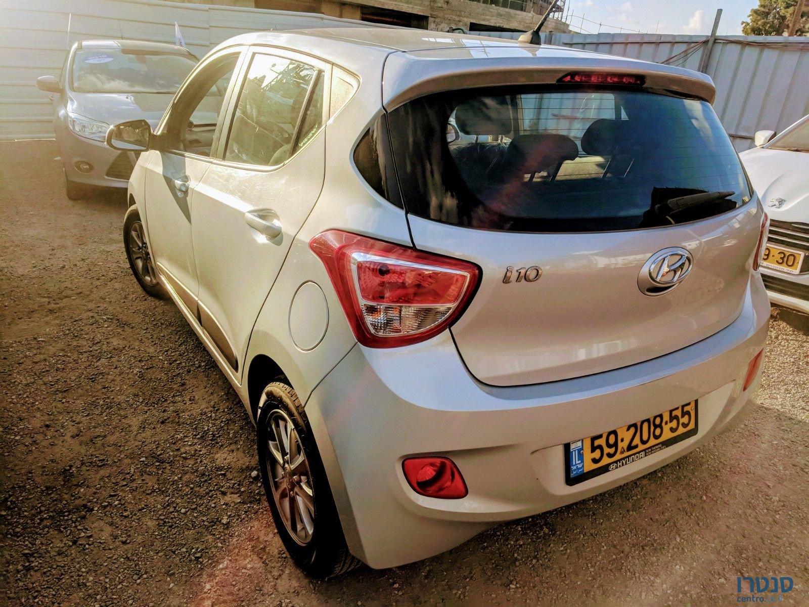 2017' Hyundai i10 photo #2