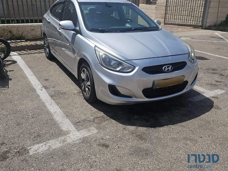 2015' Hyundai i25 יונדאי photo #1