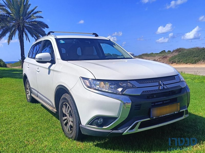 2021' Mitsubishi Outlander מיצובישי אאוטלנדר photo #1