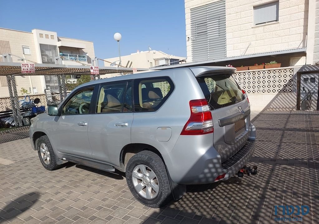 2014' Toyota Land Cruiser טויוטה לנד קרוזר photo #4