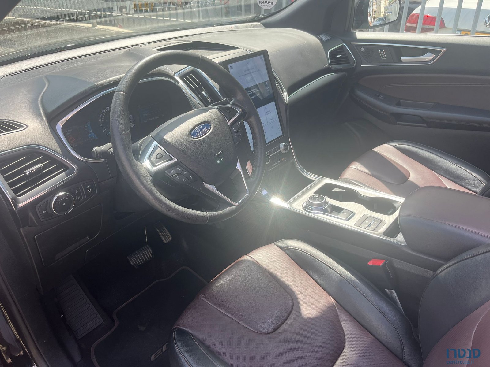 2022' Ford Edge photo #2