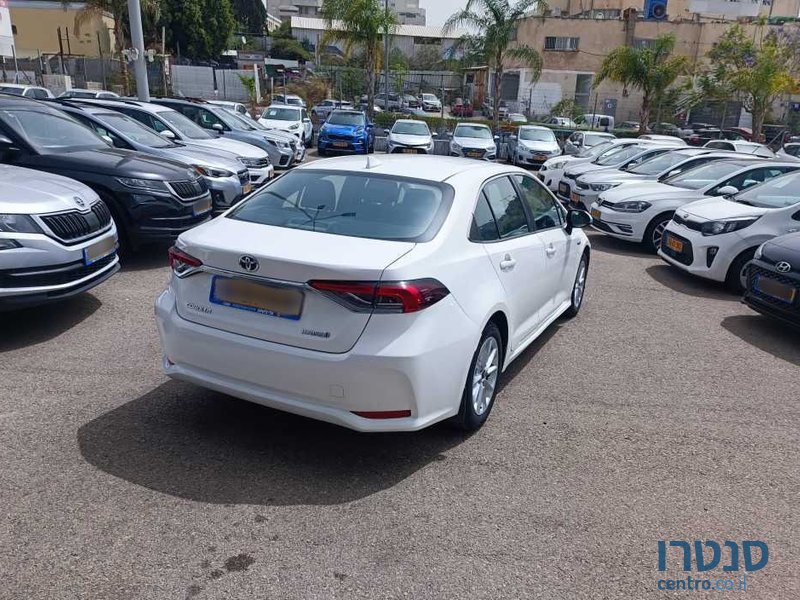 2020' Toyota Corolla טויוטה קורולה photo #3