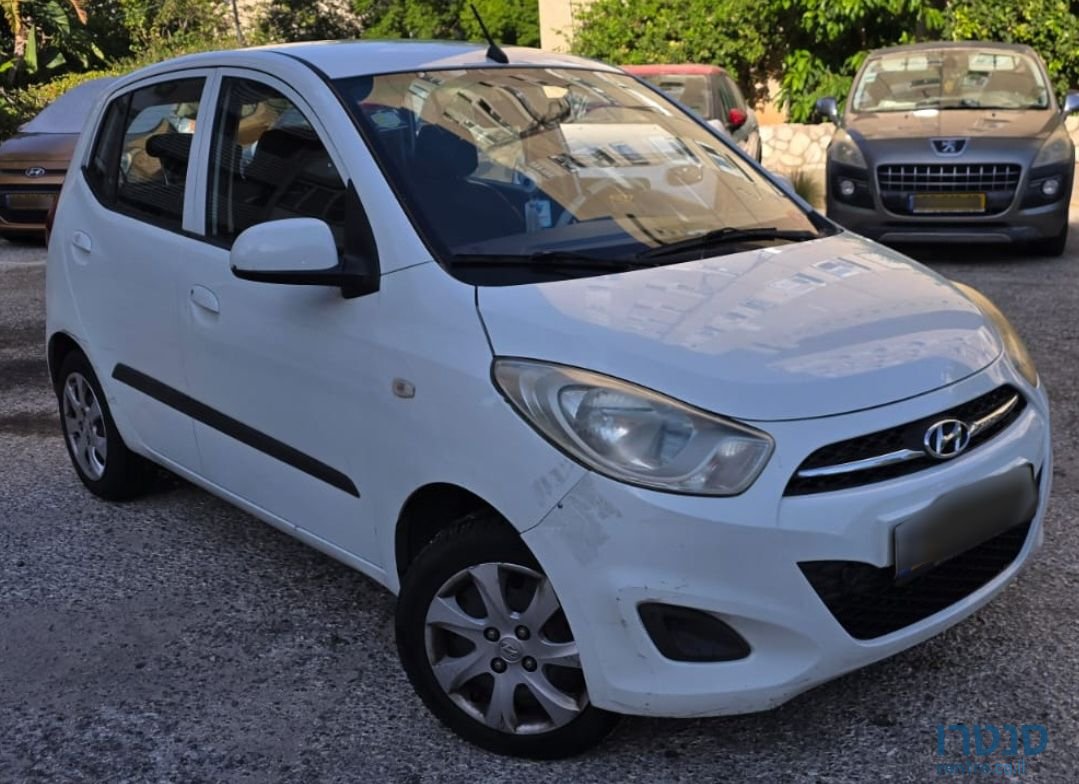 2011' Hyundai i10 יונדאי photo #2