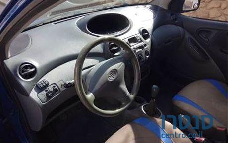 2002' Toyota Yaris טויוטה יאריס photo #2