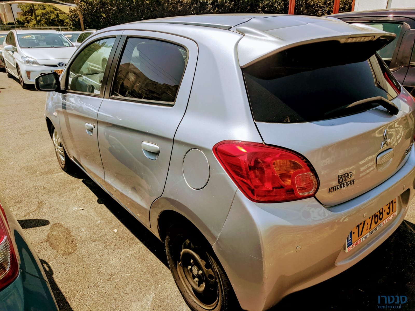 2014' Mitsubishi Space Star photo #3