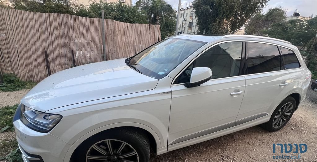 2016' Audi Q7 אאודי photo #1