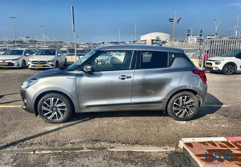 2021' Suzuki Swift סוזוקי סוויפט photo #4