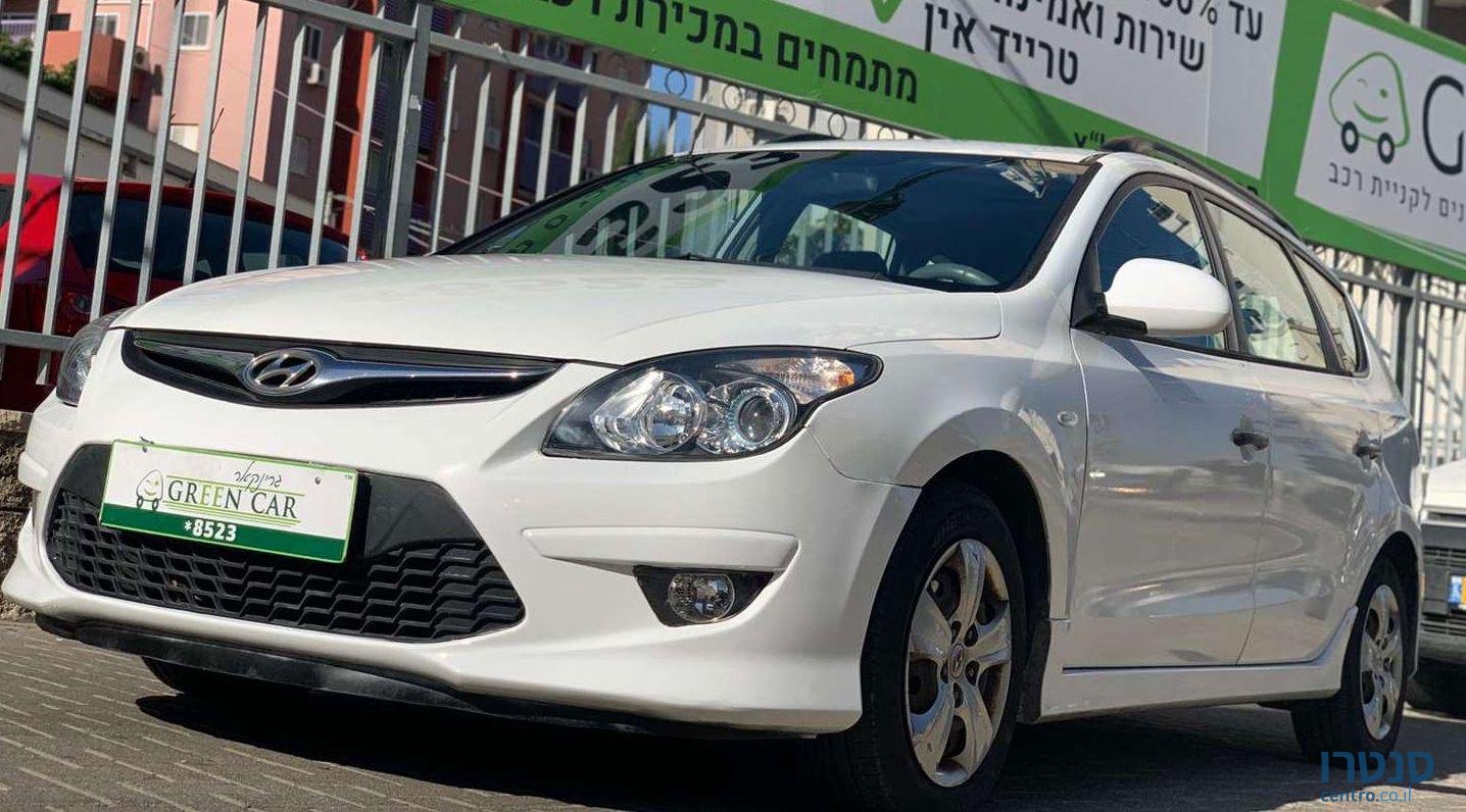 2012' Hyundai I30 יונדאי photo #1