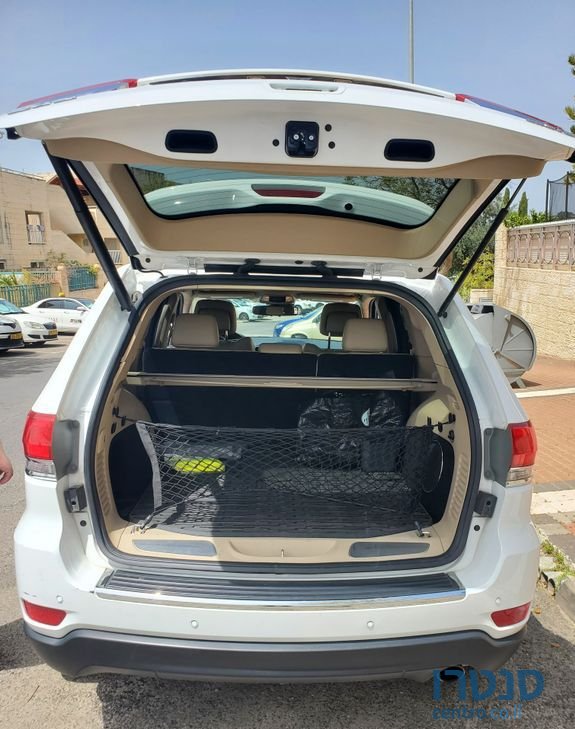 2019' Jeep Grand Cherokee ג'יפ גרנד צ'ירוקי photo #5