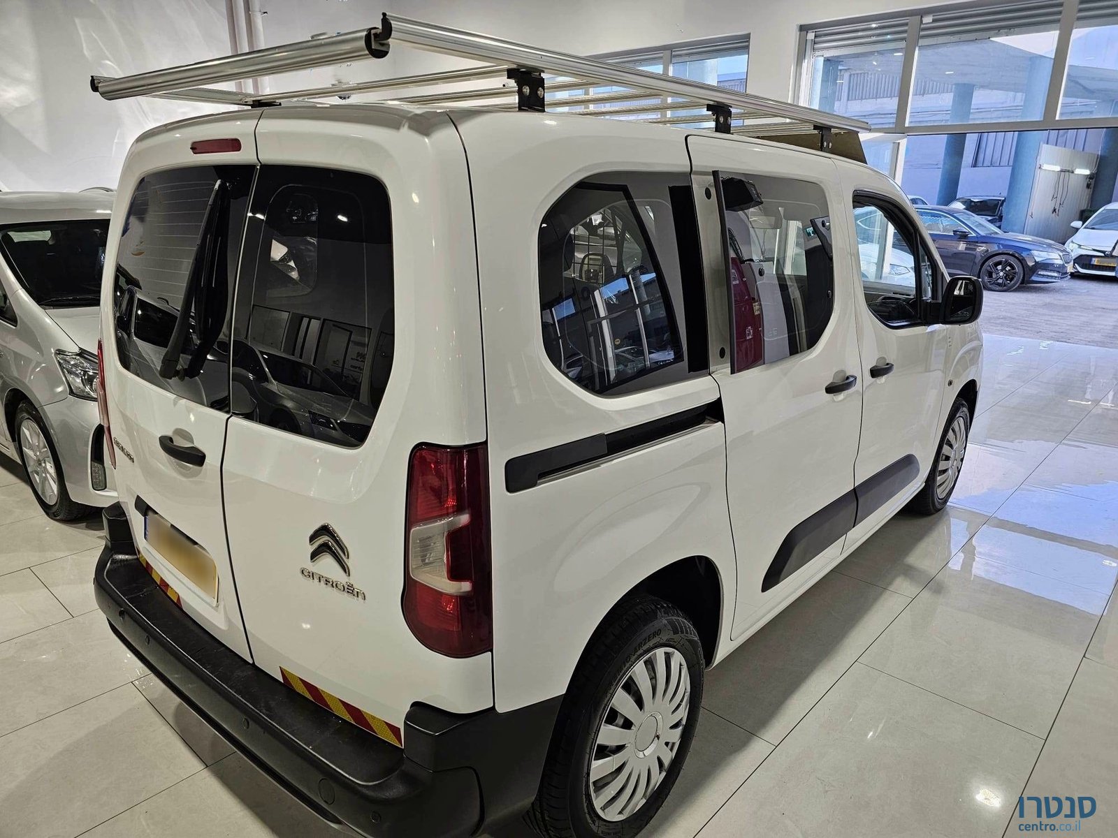 2020' Citroen Berlingo photo #3