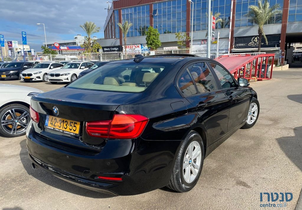 2017' BMW 3 Series ב.מ.וו סדרה 3 photo #4