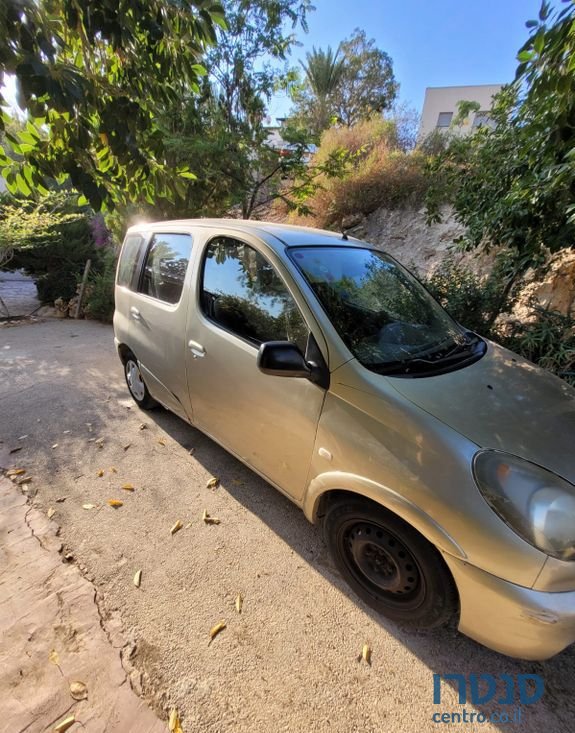 2001' Toyota Yaris טויוטה יאריס photo #3