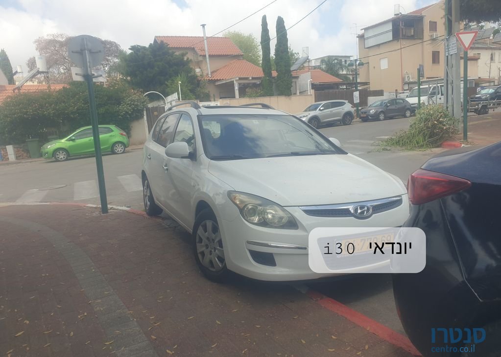 2009' Hyundai i30 יונדאי photo #1