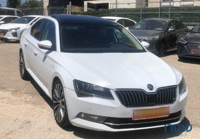 2017' Skoda Superb סקודה סופרב photo #2