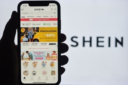 Китайский ритейлер SHEIN продает палестинские флаги и вводит ограничения для израильтян