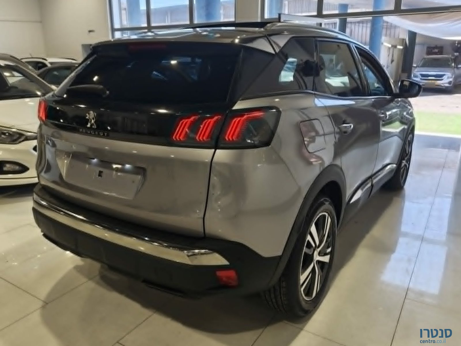 2020' Peugeot 3008 photo #5