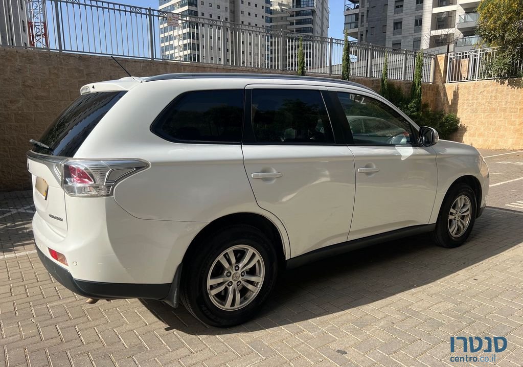 2015' Mitsubishi Outlander מיצובישי אאוטלנדר photo #6
