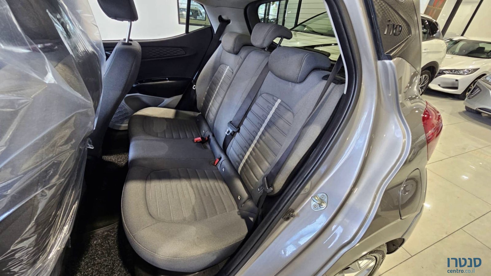 2022' Hyundai i10 photo #7