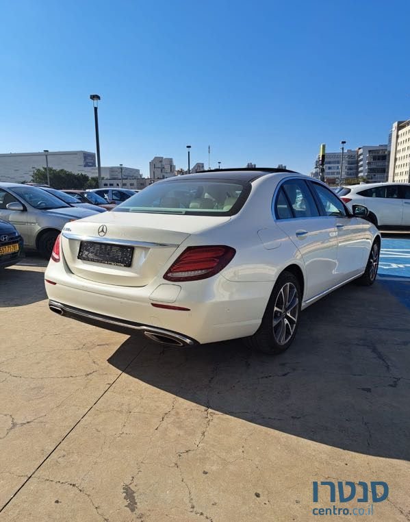 2019' Mercedes-Benz E-Class מרצדס photo #4