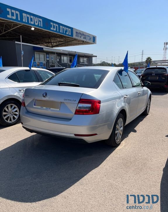 2019' Skoda Octavia סקודה אוקטביה photo #3