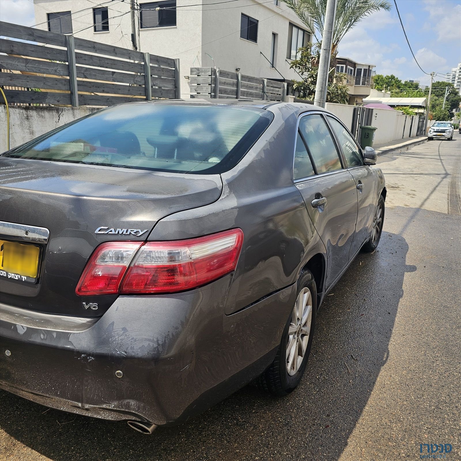 2010' Toyota Camry טויוטה קאמרי photo #1