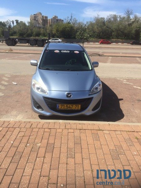 2011' Mazda 5 photo #3
