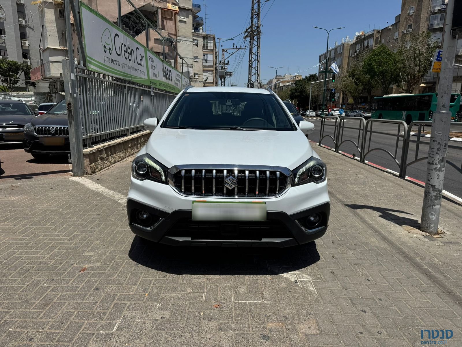 2021' Suzuki SX4 photo #1