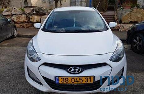 2014' Hyundai I30 i30 יונדאי photo #2