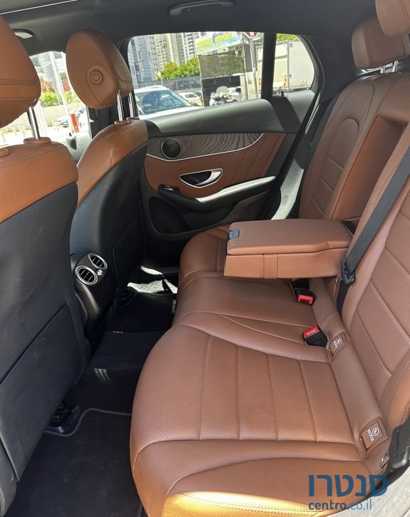2021' Mercedes-Benz Glc-Class מרצדס photo #3