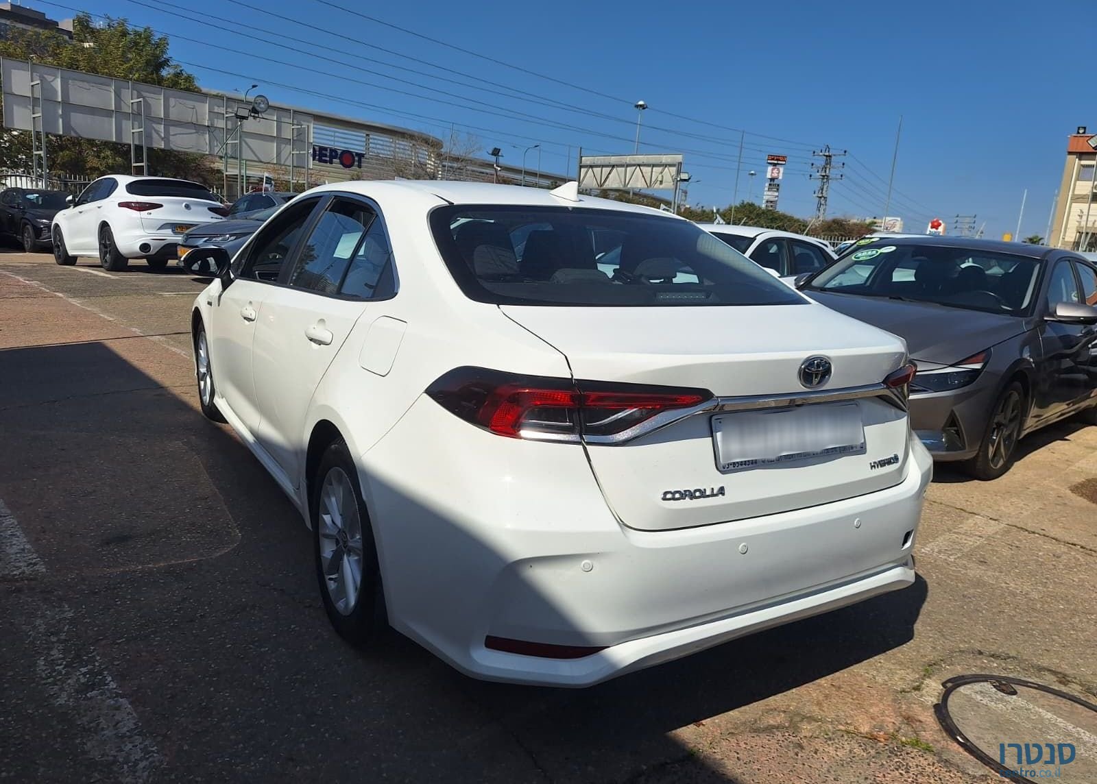 2022' Toyota Corolla טויוטה קורולה photo #3