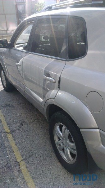 2008' Hyundai Tucson photo #3