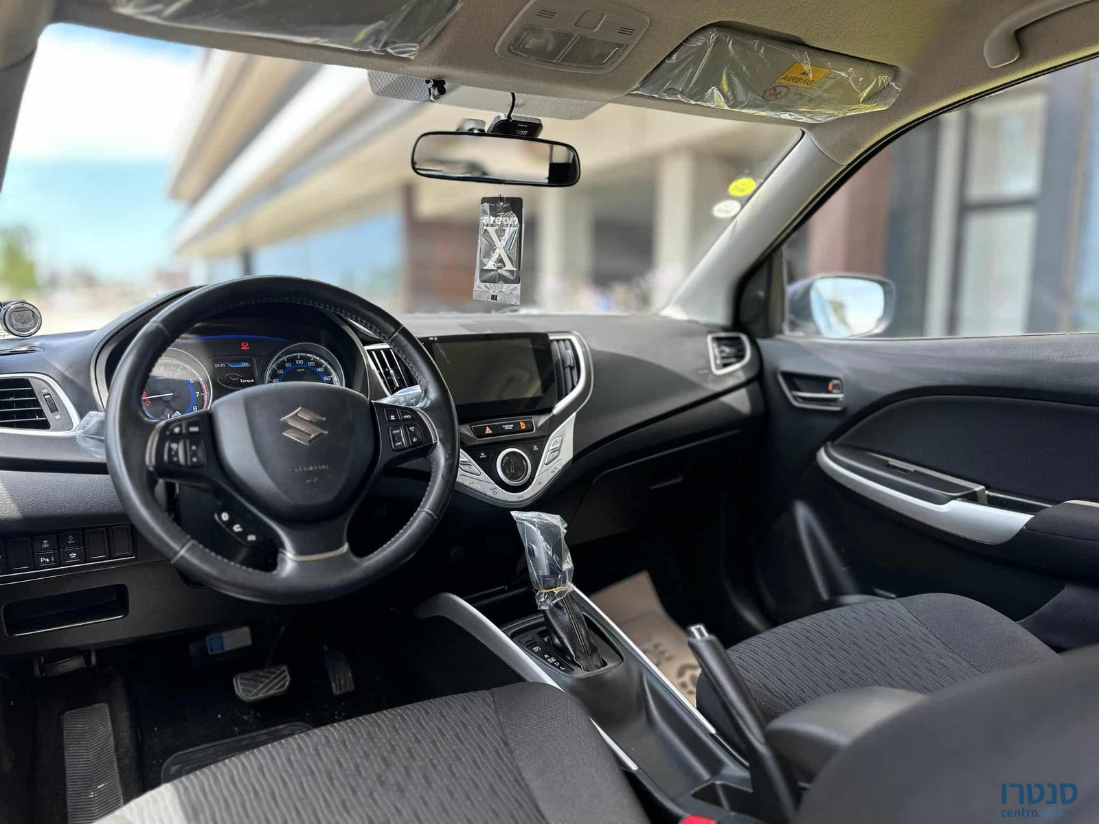 2019' Suzuki Baleno photo #6